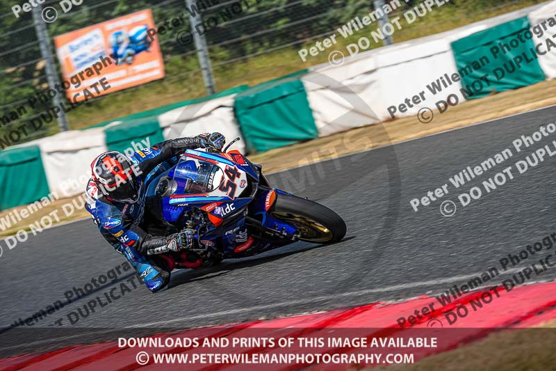 enduro digital images;event digital images;eventdigitalimages;mallory park;mallory park photographs;mallory park trackday;mallory park trackday photographs;no limits trackdays;peter wileman photography;racing digital images;trackday digital images;trackday photos